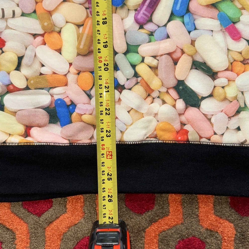Deter Clothing Vibrant Crewneck Sweater Pills Drugs Men's Med Urban Outfitters - Picture 8 of 8